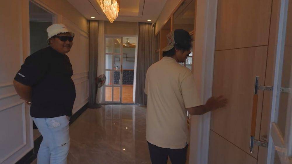 rumah baru Ndarboy Genk (youtube/Dodit Mulyanto)