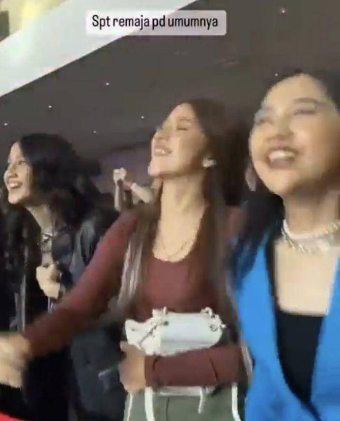 Tiara, Keisya dan Ziva waktu ke Singapura buat kerja bareng (instagram.com/zivamagnolia)