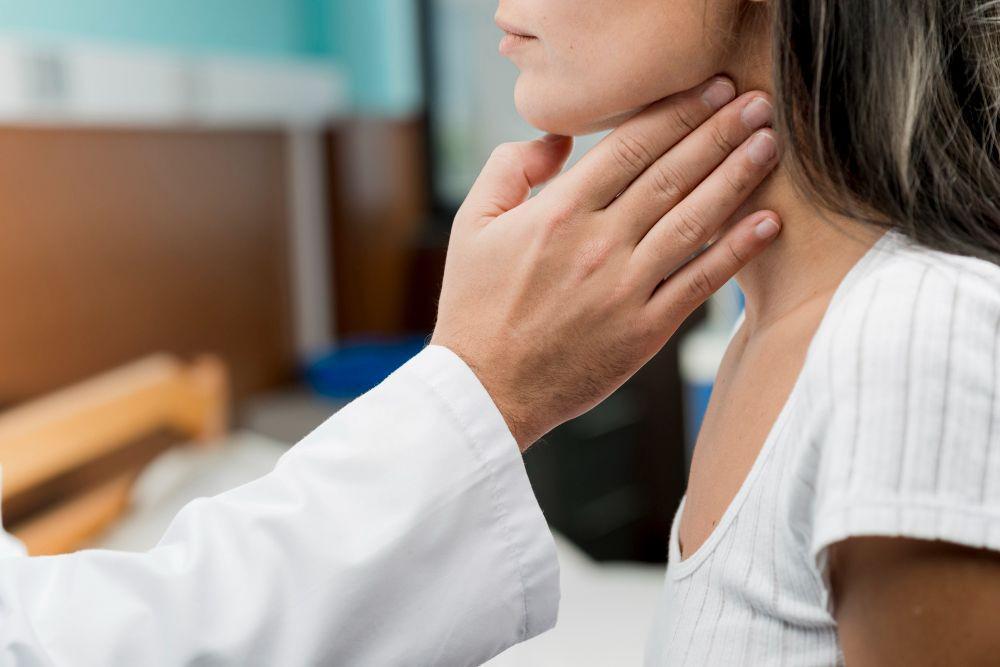 Limfadenitis: Penyebab, Gejala, Diagnosis, dan Pengobatan