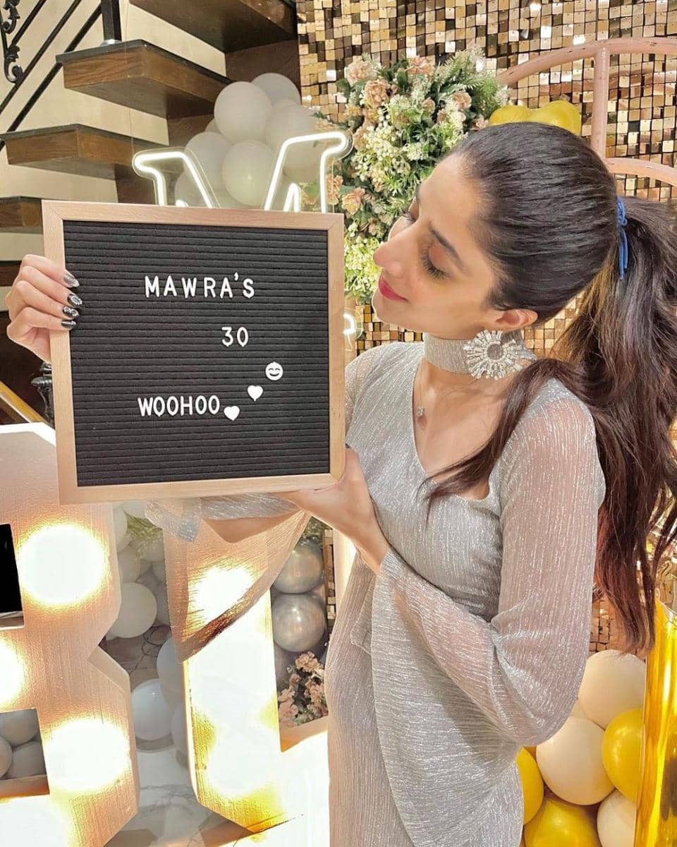 Mawra Hocane (instagram.com/mawrellous)
