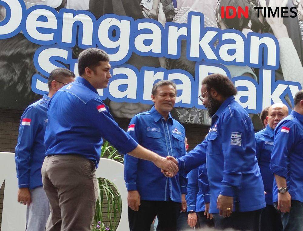 Ketua Umum Partai Demokrat Agus Harimurti Yudhoyono (AHY) menunjuk Willem Wandik sebagai pelaksana tugas (Plt) Ketua DPD Demokrat Papua (IDN Times/Yosafat Diva Bayu Wisesa)