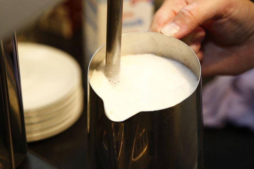ilustrasi steamed milk (pixabay.com/Mogens Petersen)