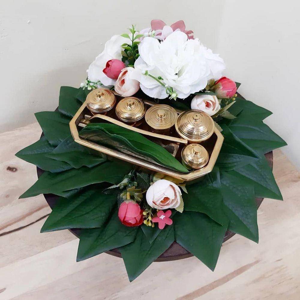Seserahan daun sirih atau suruh ayu (pinterest)