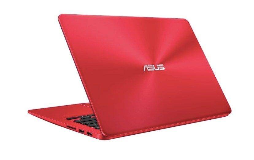 dok. Asus