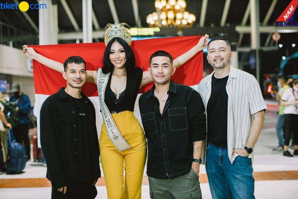 Potret keberangkatan Andina Julie ke ajang Miss Grand International 2022 (Instagram.com/wahyuzainal)