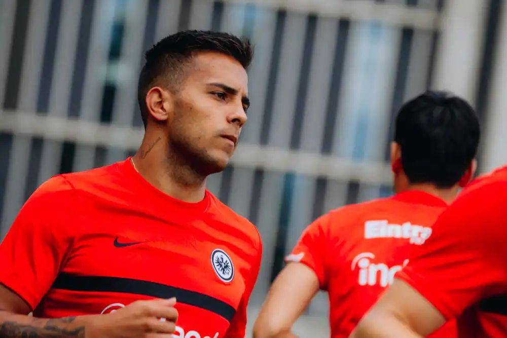 Rodrigo Zalazar (en.eintracht.de)