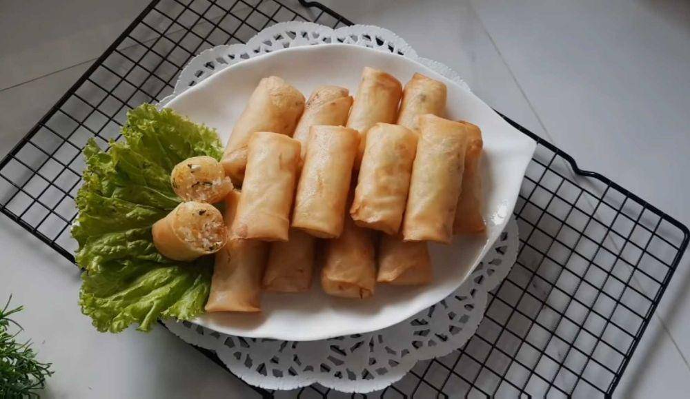ilustrasi lumpia bihun ebi (YouTube.com/atha naufal)