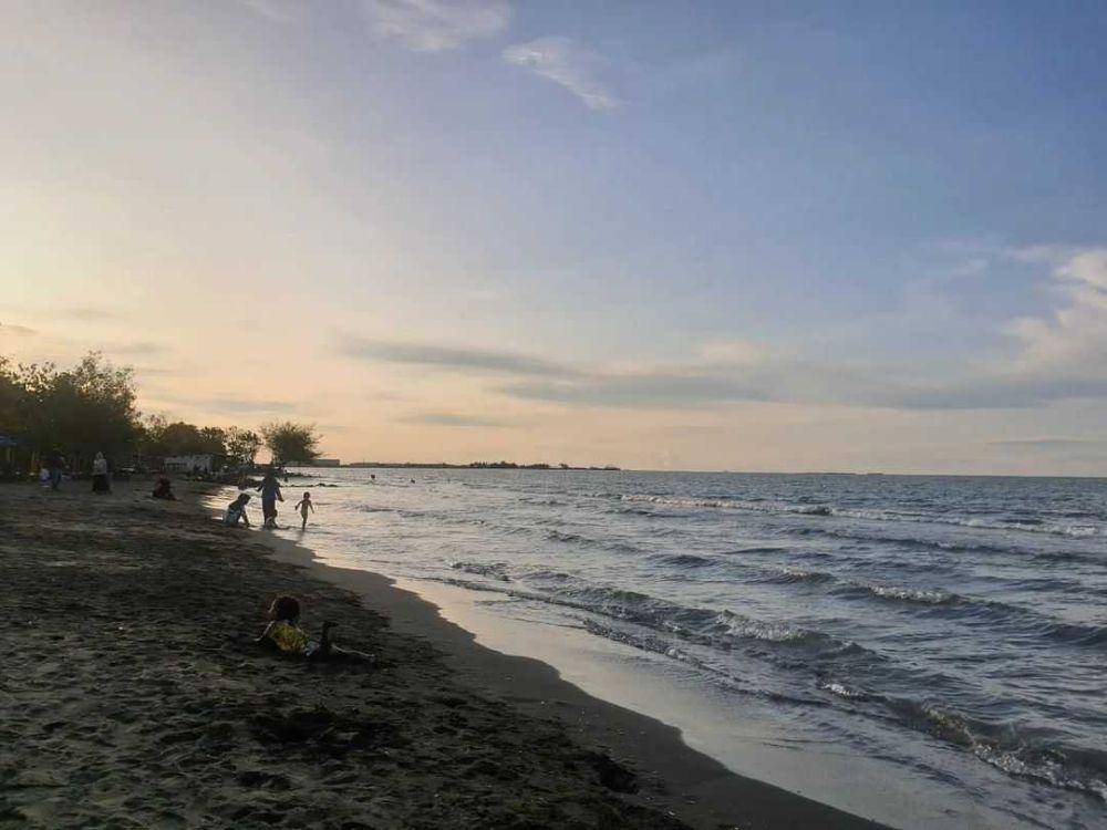 Pantai Ngebum (instagram.com/explorekendal)