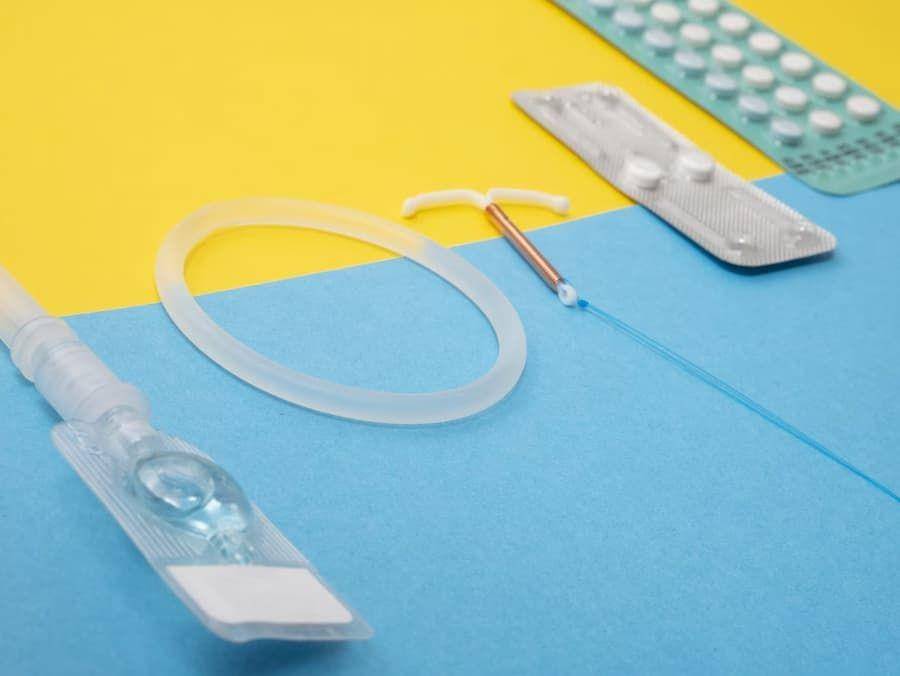 ilustrasi alat kontrasepsi (unsplash.com/Reproductive Health Supplies Coalition)