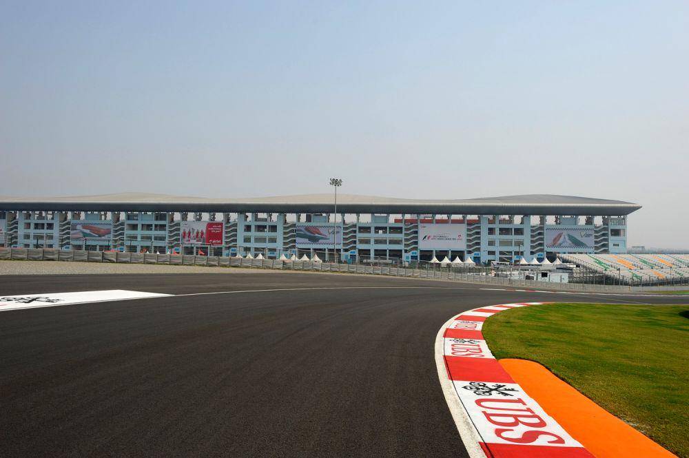 salah satu tikungan di Buddh International Circuit (racingcircuits.info)