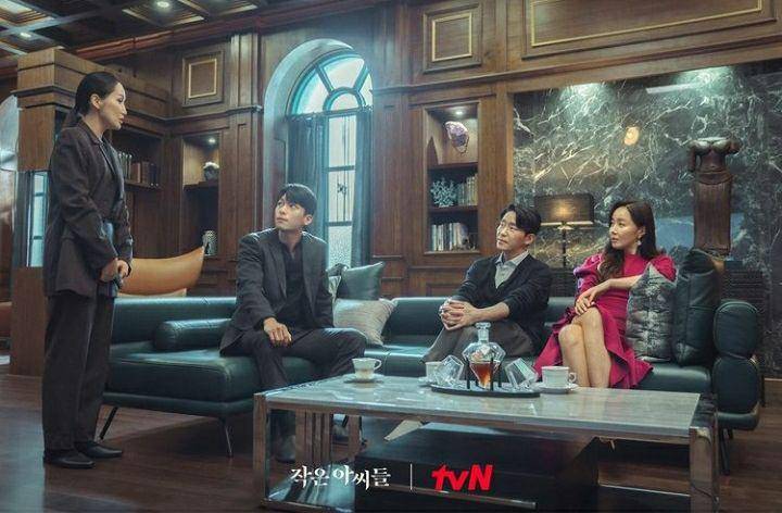 Park Bo Kyung, Wi Ha Joon, Uhm Ki Joon, dan Uhm Ji Won di Little Women (instagram.com/tvn_drama)