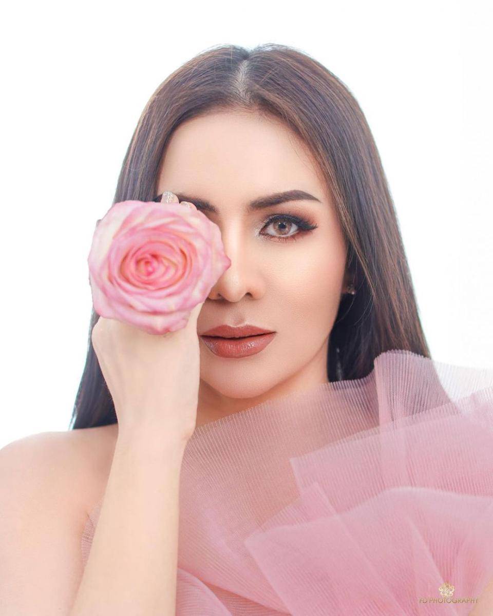 pemotretan Momo eks Geisha (instagram.com/therealmomogeisha)