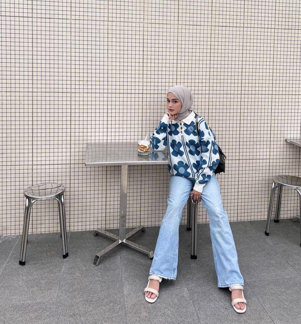ide padu padan celana jeans ala Yure Zalina (instagram.com/yurezalina)