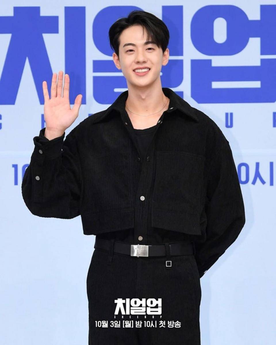 Kim Hyun Jin di press conference drakor Cheer Up. (instagram.com/sbsdrama.official)