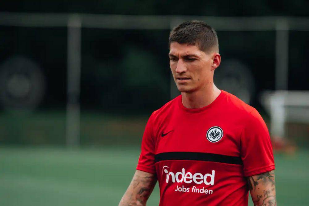 Steven Zuber (en.eintracht.de)