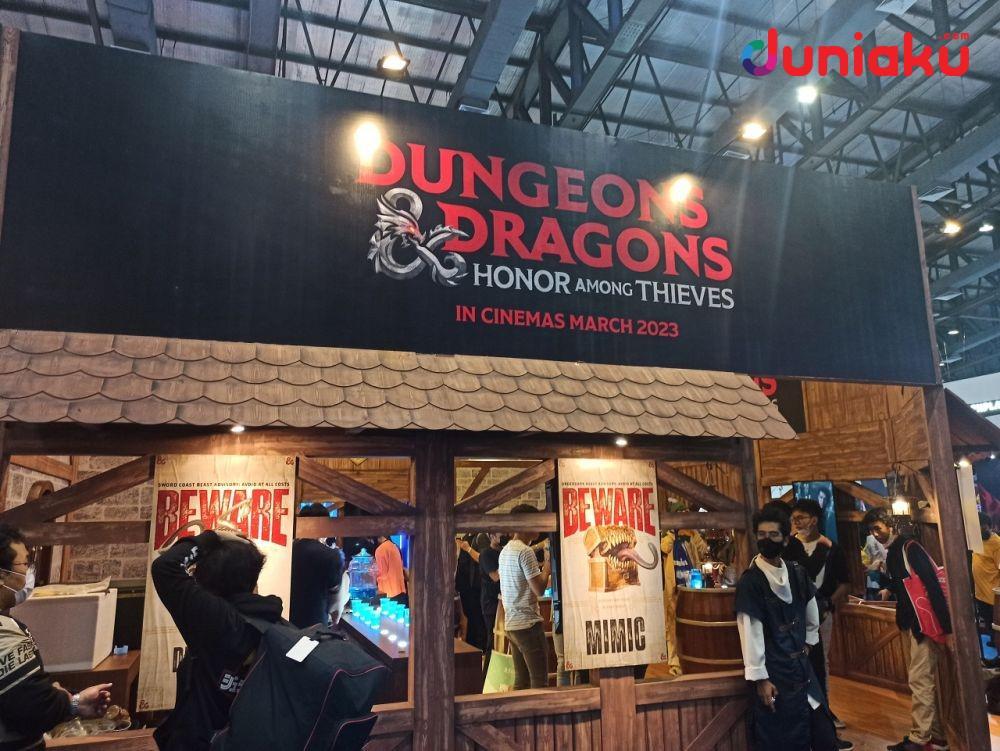 10 Foto Tavern Dungeon & Dragons Honor Among Thieves di ICC 2022