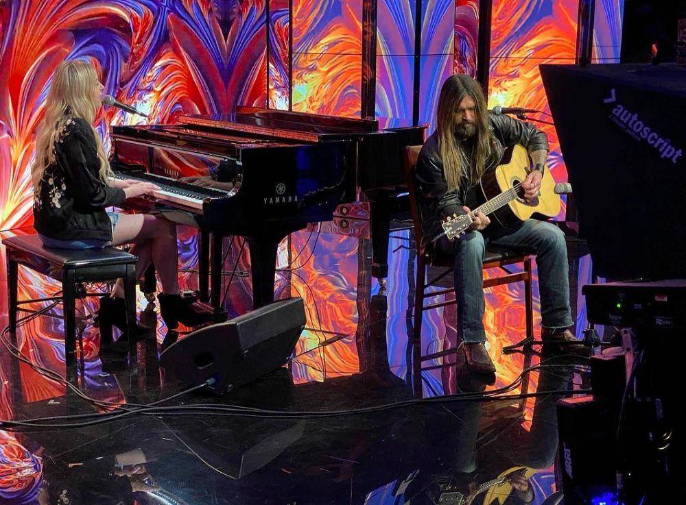 Firerose, Billy Ray Cyrus (instagram.com/firerose)