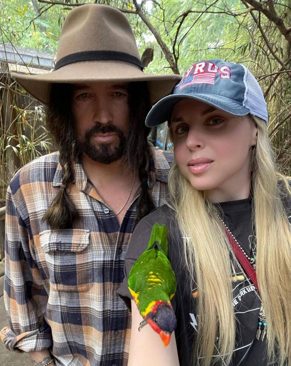 Billy Ray Cyrus, Firerose (instagram.com/billyraycyrus)