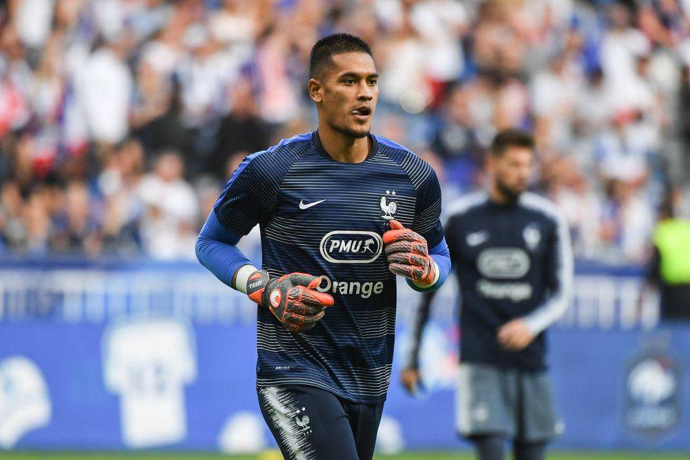 Alphonse Areola (twitter.com/AreolaOfficiel)