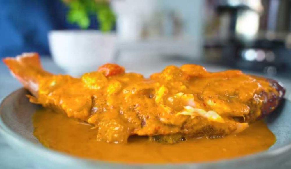 Resep Ikan Kerapu Bumbu Kuning Kukus, Teksturnya Lembut!