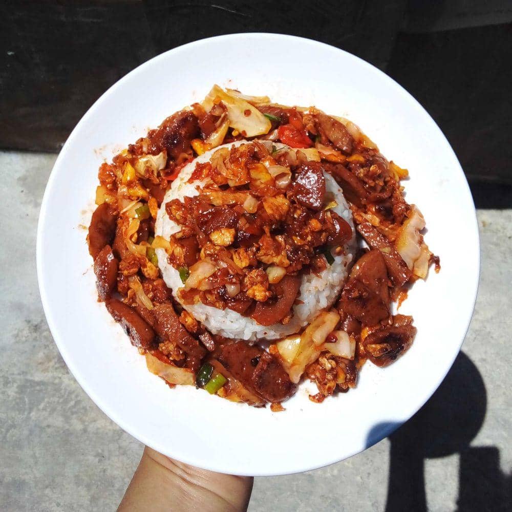 Nasi gila ala rumahan (twitter.com/hominamina)