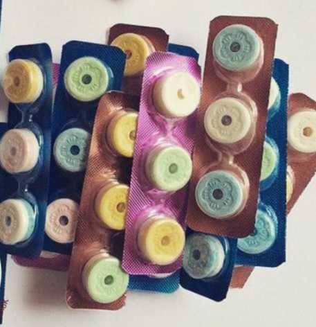 Permen Suit Suit. (Shopee/Mbokjajan)