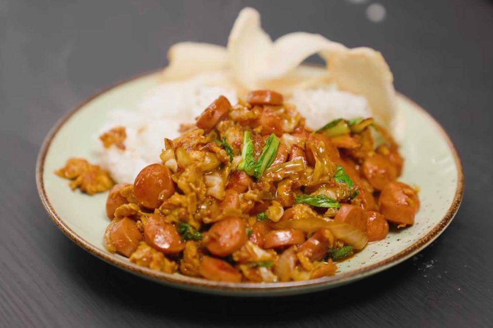 Nasi gila ala rumahan (youtube.com/One Big Hap)