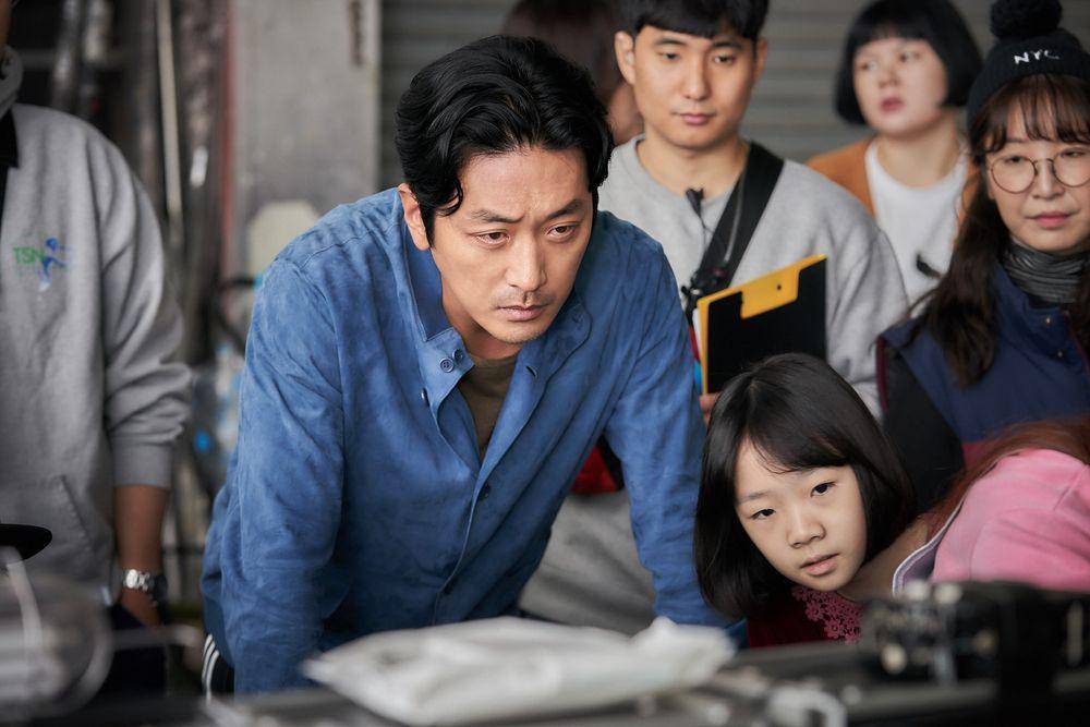 Ha Jung Woo dan Heo Yool di The Closet (dok. Moonlight Film/The Closet)