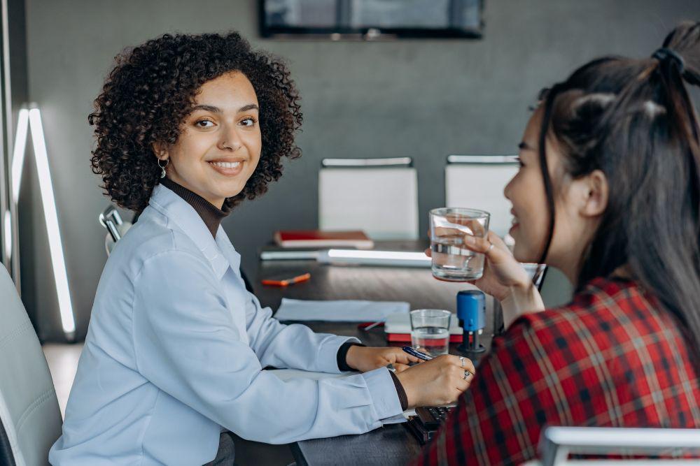 5 Tips Menjadi Perempuan Tangguh yang Lebih Percaya Diri dan Bahagia