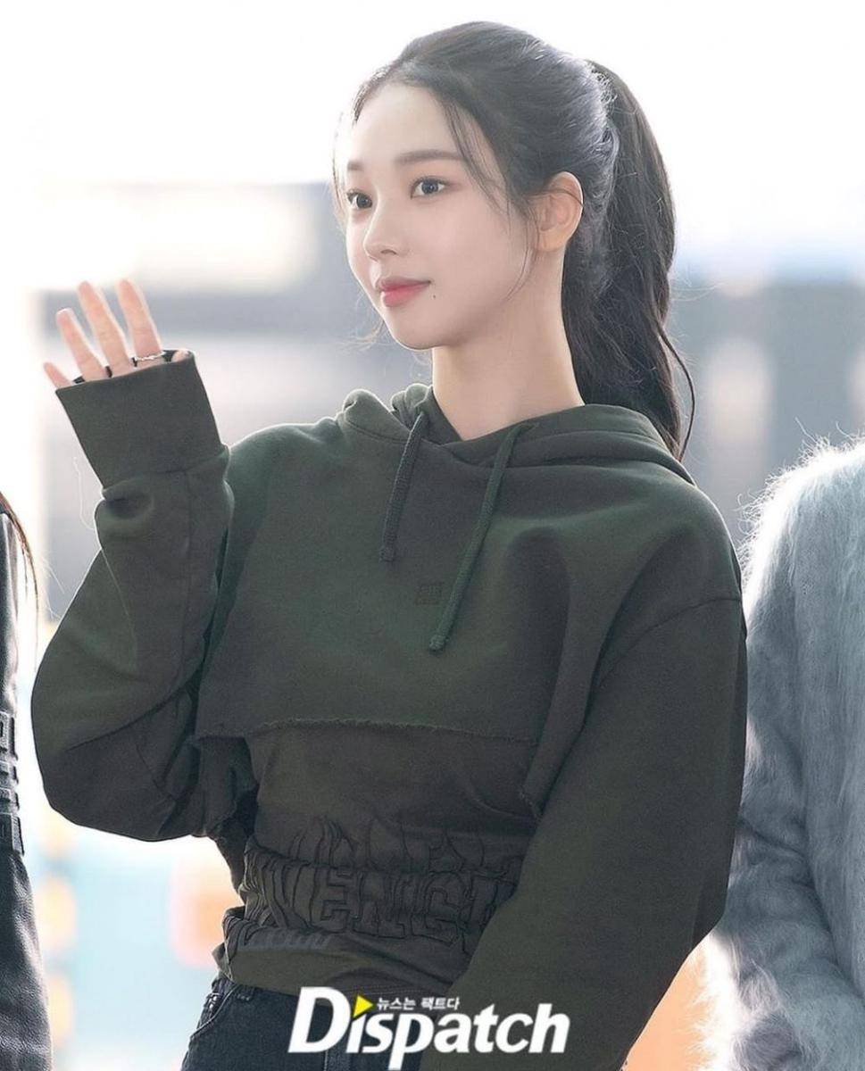Karina (instagram.com/koreadispatch)