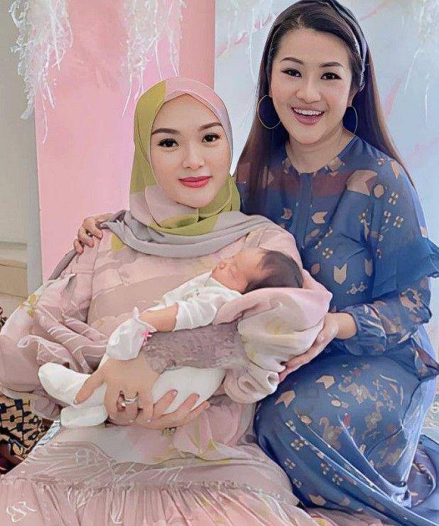 akikah anak kedua Zaskia Gotik (Instagram.com/fitricarlina)
