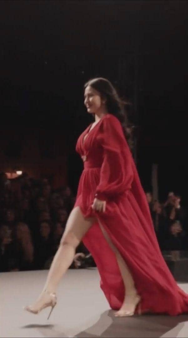 Ariel Tatum Paris Fashion Week (instagram.com/lorealparis)