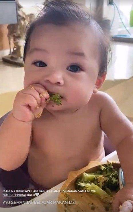 baby Izz MPASI (Instagram.com/nikitawillyofficial94)