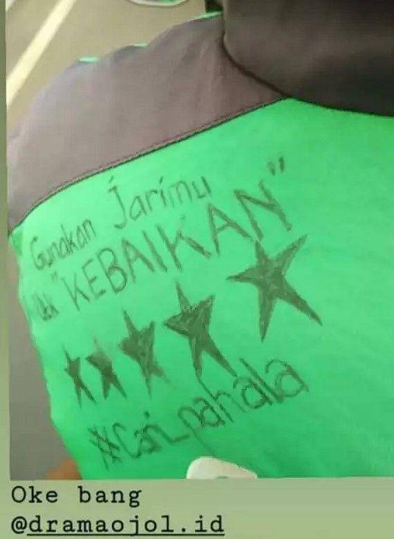 tulisan lucu punggung driver ojol  (instagram.com/dramaojol.id)