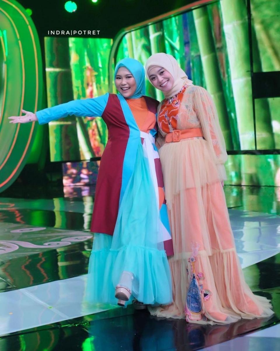 Selfi  LIDA (Indra Potret via instagram.com/lida_selfi07)