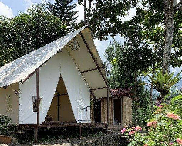 Kencana Mandira (google.com/maps/aditia sandiwi)