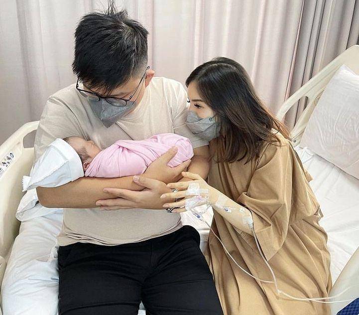 Momen Grat lahiran (instagram.com/kenandgrat)