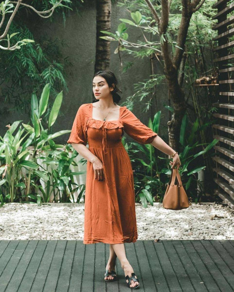 Koleksi dress Nora Alexandra (instagram.com/ncdpapl)