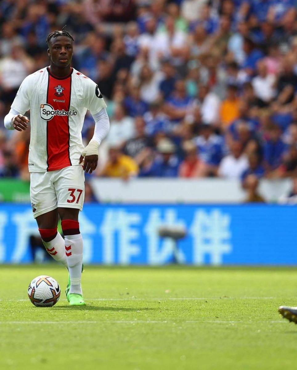 Armel Bella-Kotchap saat membela Southampton (instagram.com/armel.bella82)