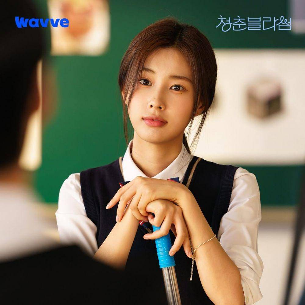 potret Kang Hye Won di drama Seasons of Blossom (instagram.com/wavve.official)
