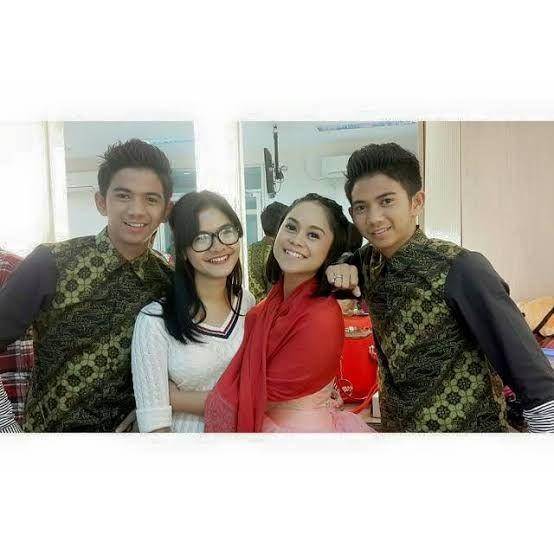 Lesti rizky 2r (instagram.com/da2_ridho)