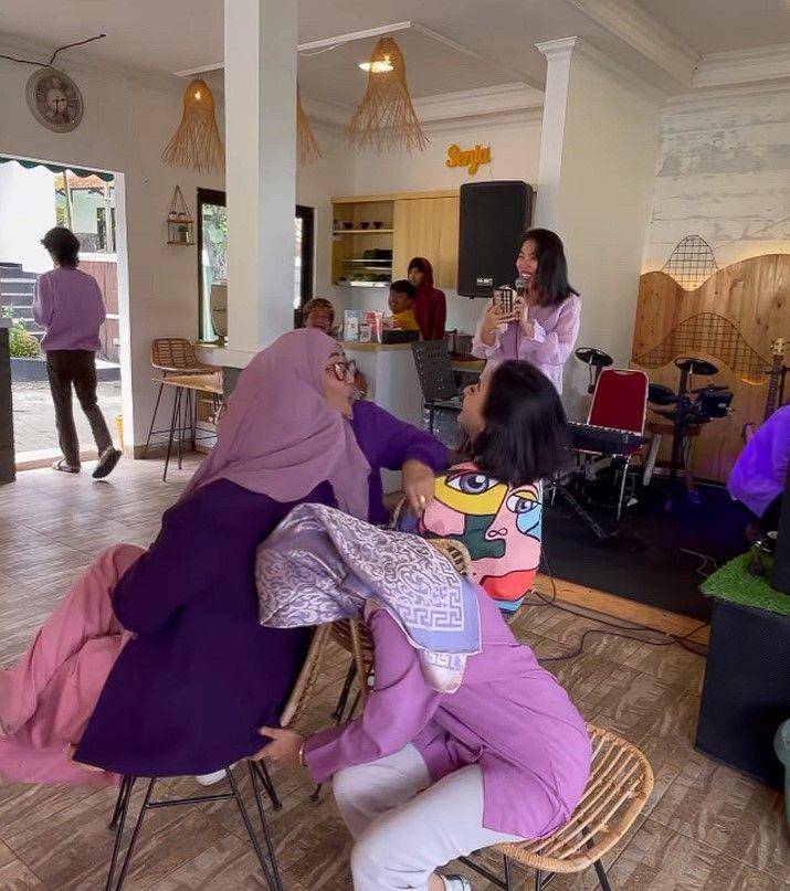 ulang tahun ayah Glenca (Instagram.com/glencachysaraofficial)