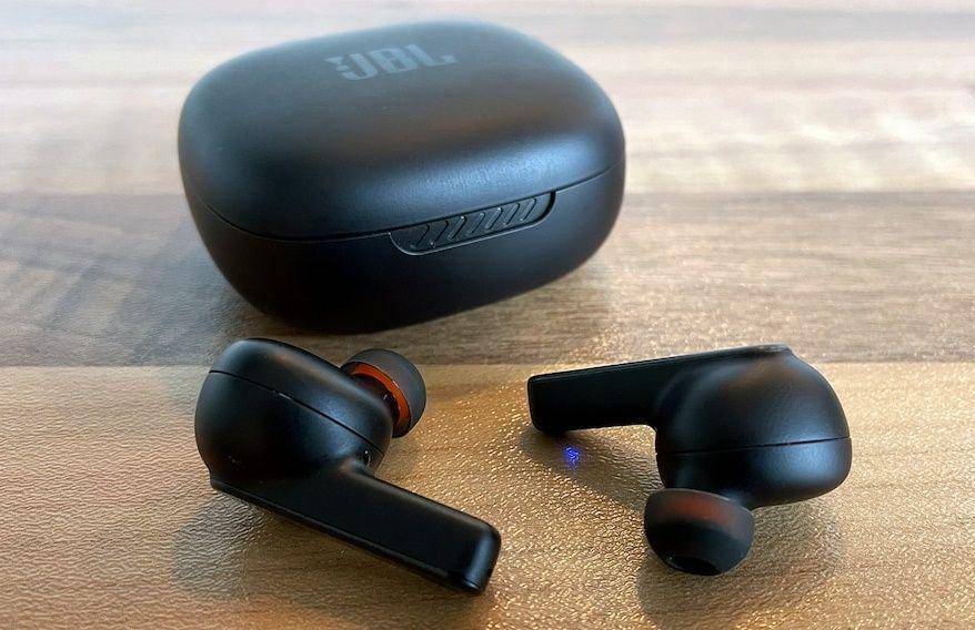 JBL Live Pro+ (ultimate.com)