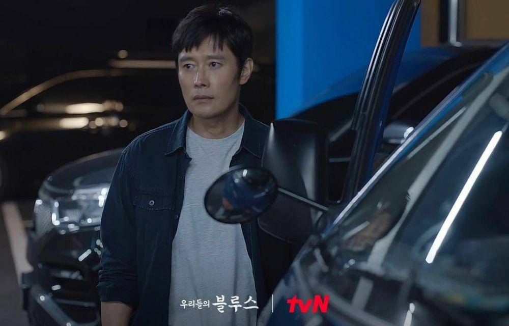 Lee Byung Hun di drama Our Blues (instagram.com/tvn_drama)