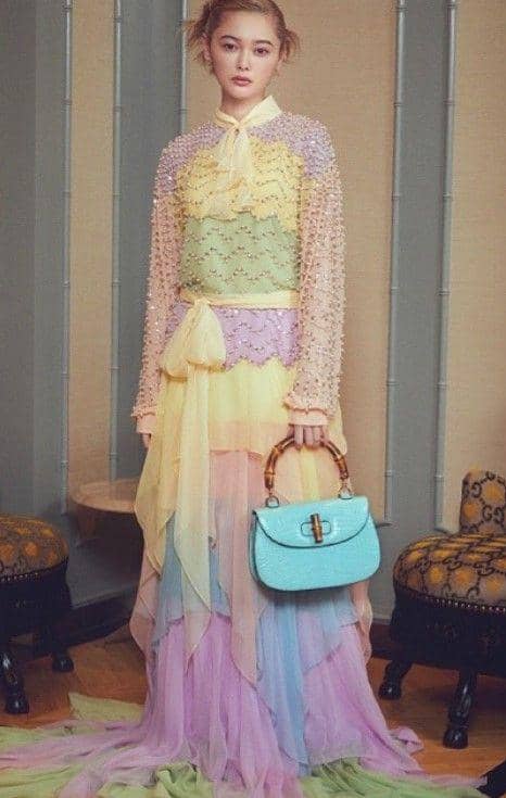 Tina Tamashiro (instagram.com/tinapouty)