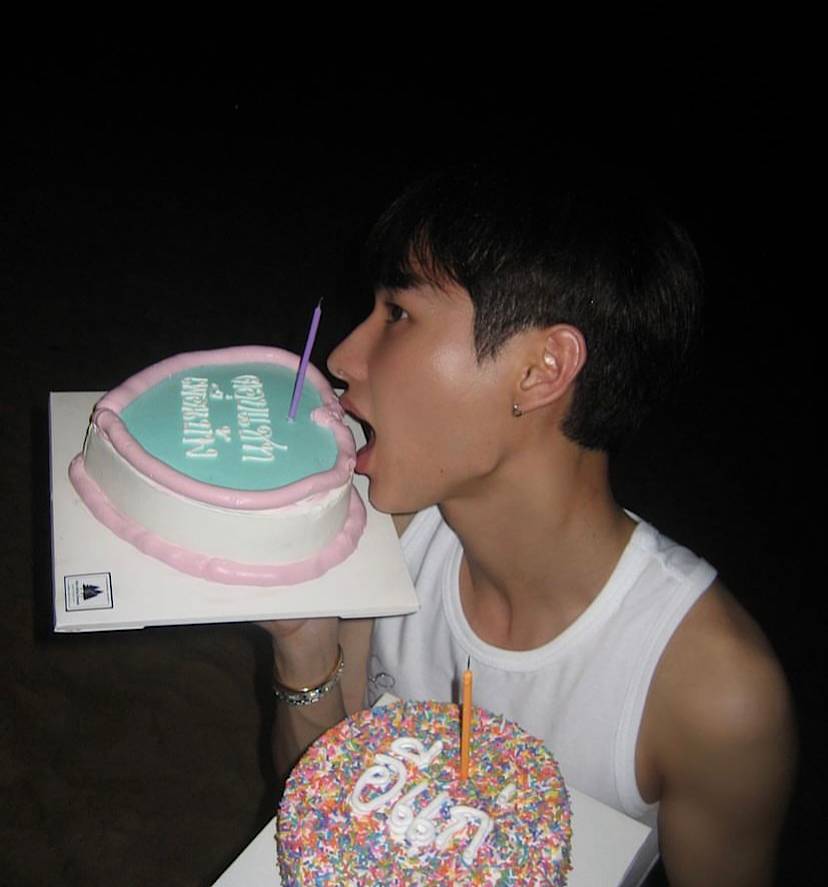 Gun Atthaphan (instagram.com/gun_atthaphan)