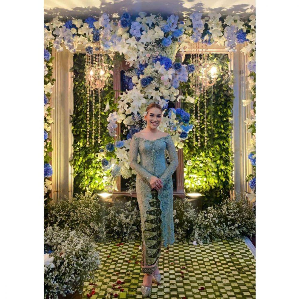OOTD Ayu Tingting. (instagram.com/ayutingting92)