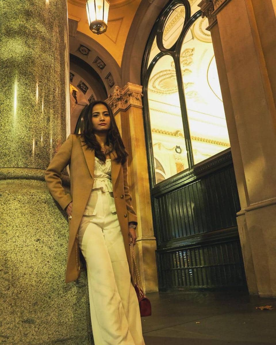 ide daily outfit ala Acha Septriasa (instagram.com/septriasaacha)