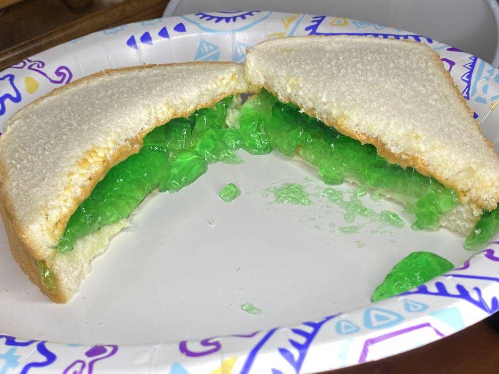 potret hasil makanan hancur (reddit.com/user/PolymerPussies)