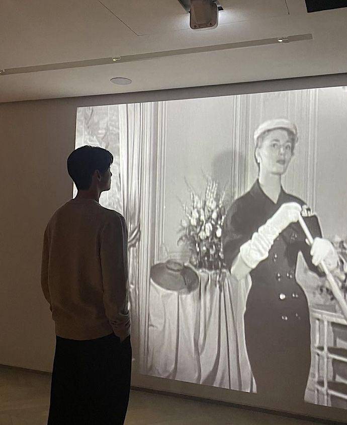 Cha Eun Woo (instagram.com/eunwo.o_c)